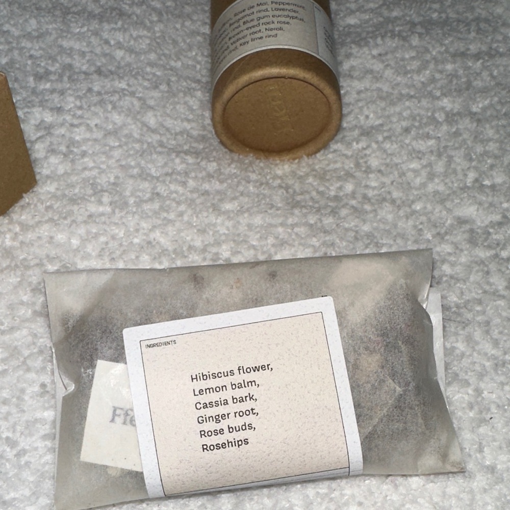 Ffern Winter ‘25 Fragrance Set - Picture 6 of 11